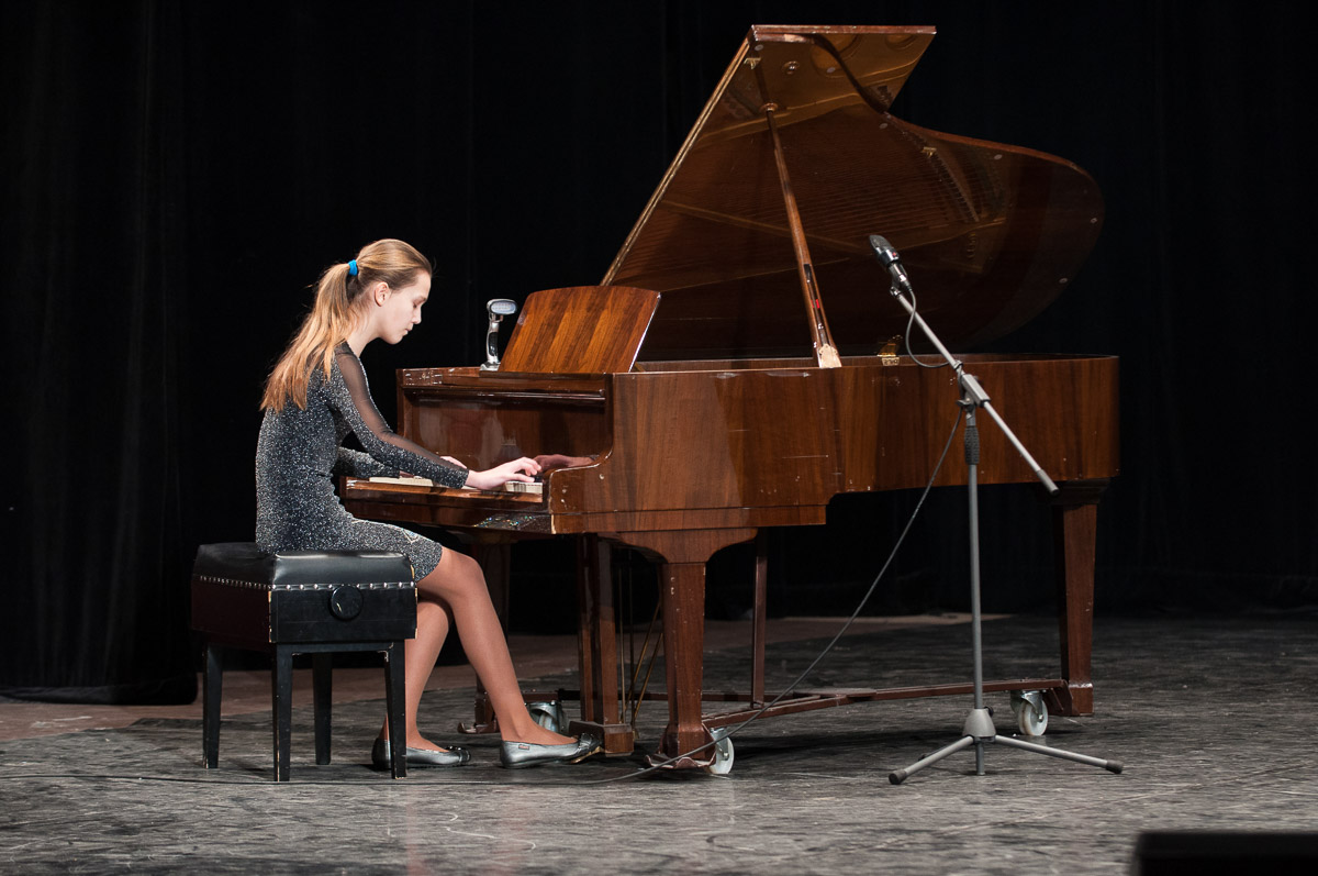 Koncert Vianoce, čas zázrakov. Základná umelecká škola Dubnica nad Váhom.