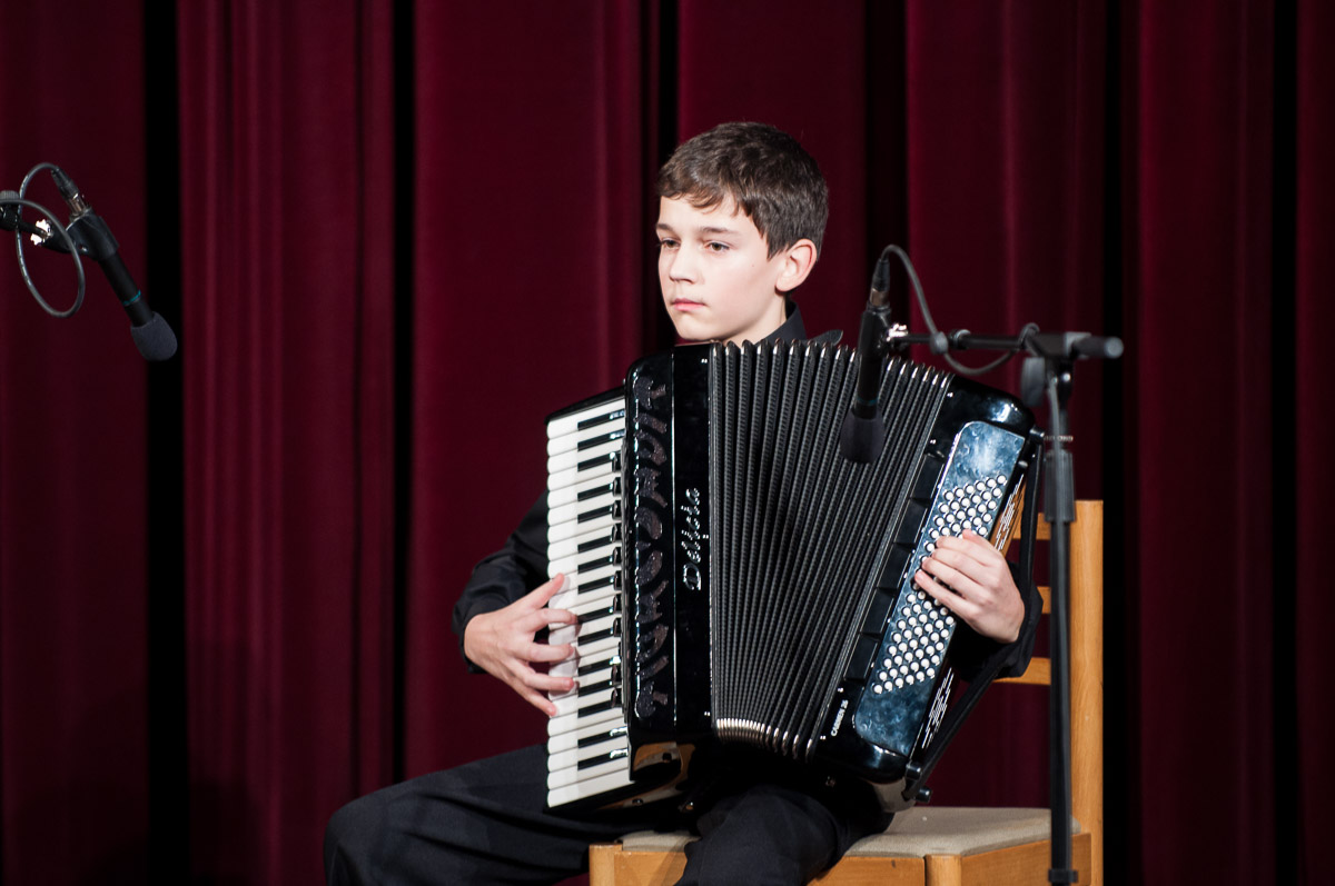 Koncert Vianoce, čas zázrakov. Základná umelecká škola Dubnica nad Váhom.