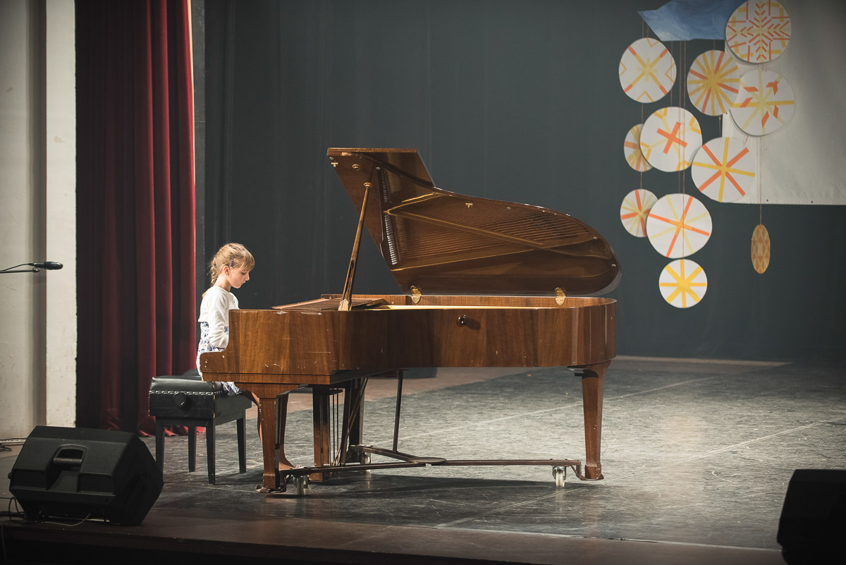 ZUŠ Dubnica nad Váhom_Od Lucie do Vianoc, vianočný koncert 2017