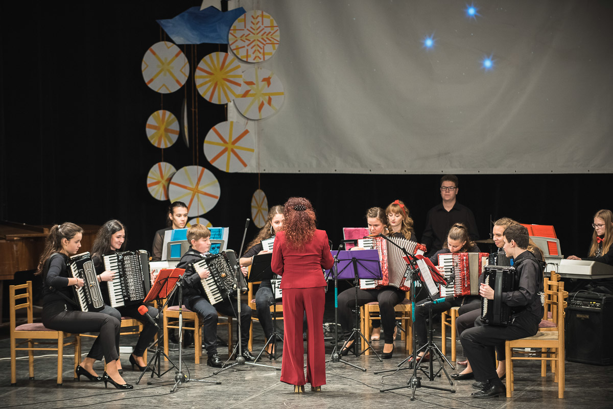 ZUŠ Dubnica nad Váhom_Od Lucie do Vianoc, vianočný koncert 2017