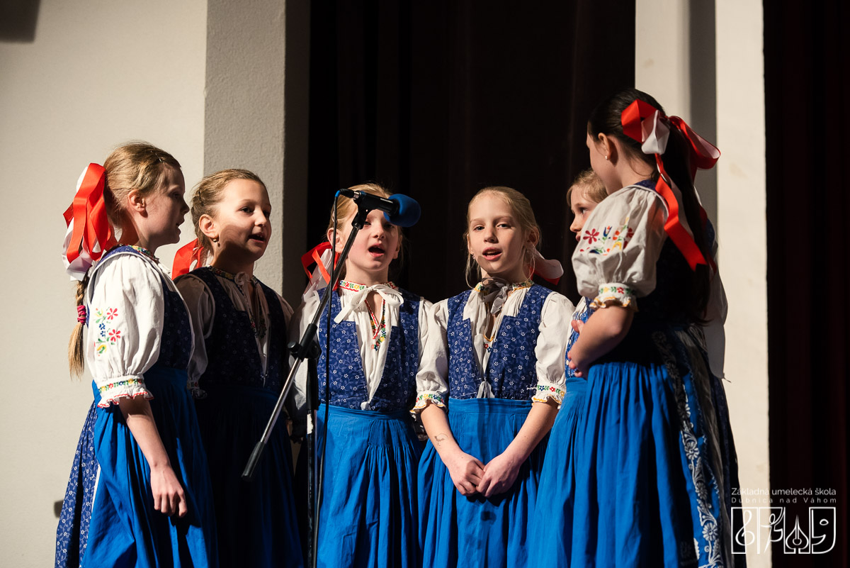 ZUŠ Dubnica nad Váhom. Koncert súborov a súborových telies školy, rok 2019