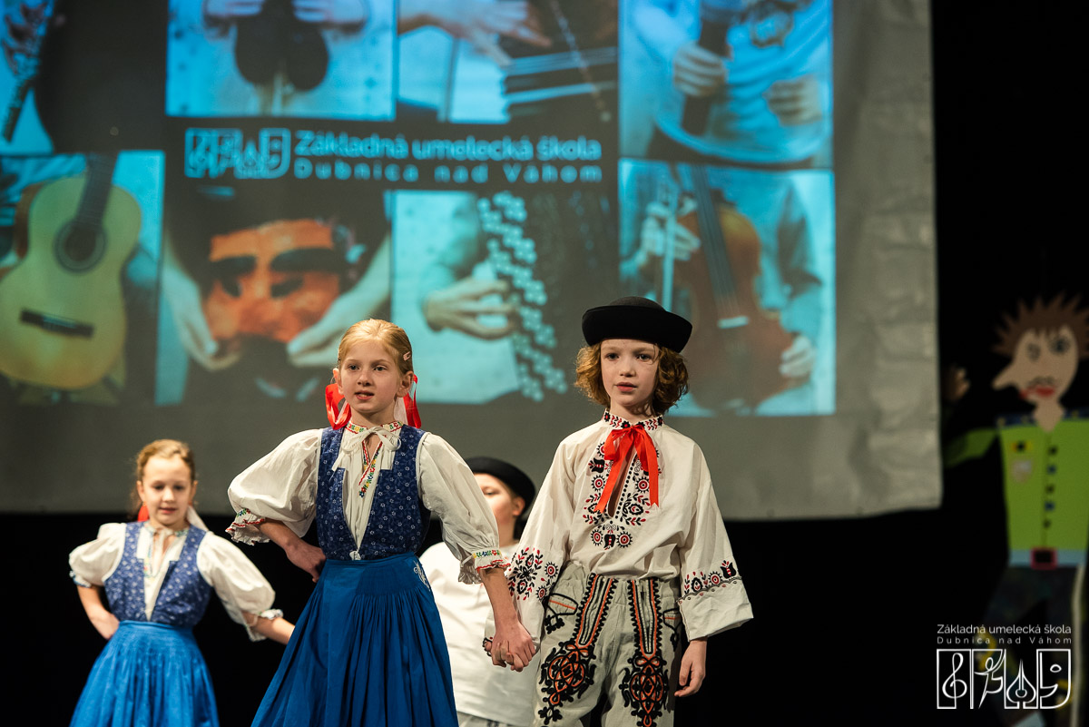 ZUŠ Dubnica nad Váhom. Koncert súborov a súborových telies školy, rok 2019