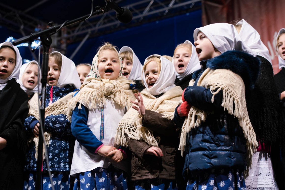 ZUŠ Dubnica nad Váhom, DFS Prvosienka na zapaľovaní III. adventnej sviece