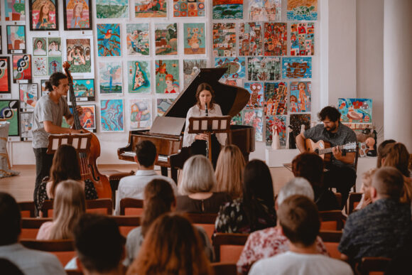 koncert absolventov hudobného odboru ZUŠ Dubnica nad Váhom, školský rok 2022/2023