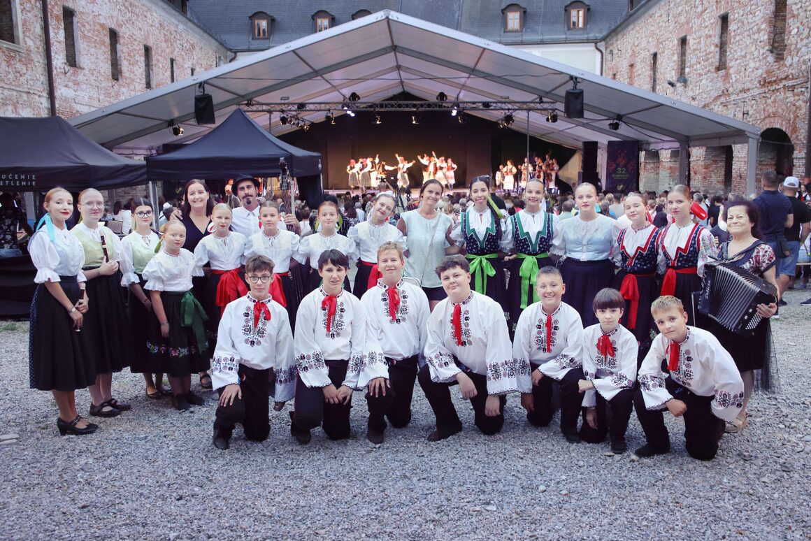 32. Dubnický folklórny festival