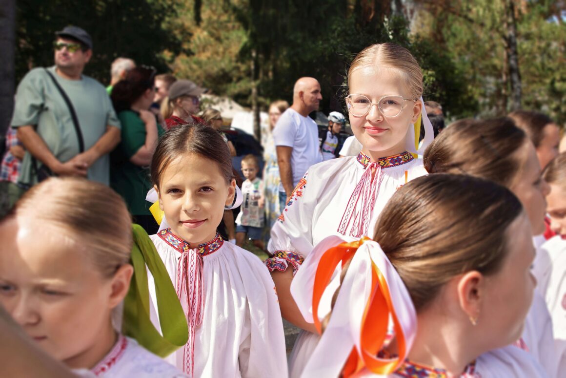 32. Dubnický Folklórny Festival Sprievod našej Prvoseinky